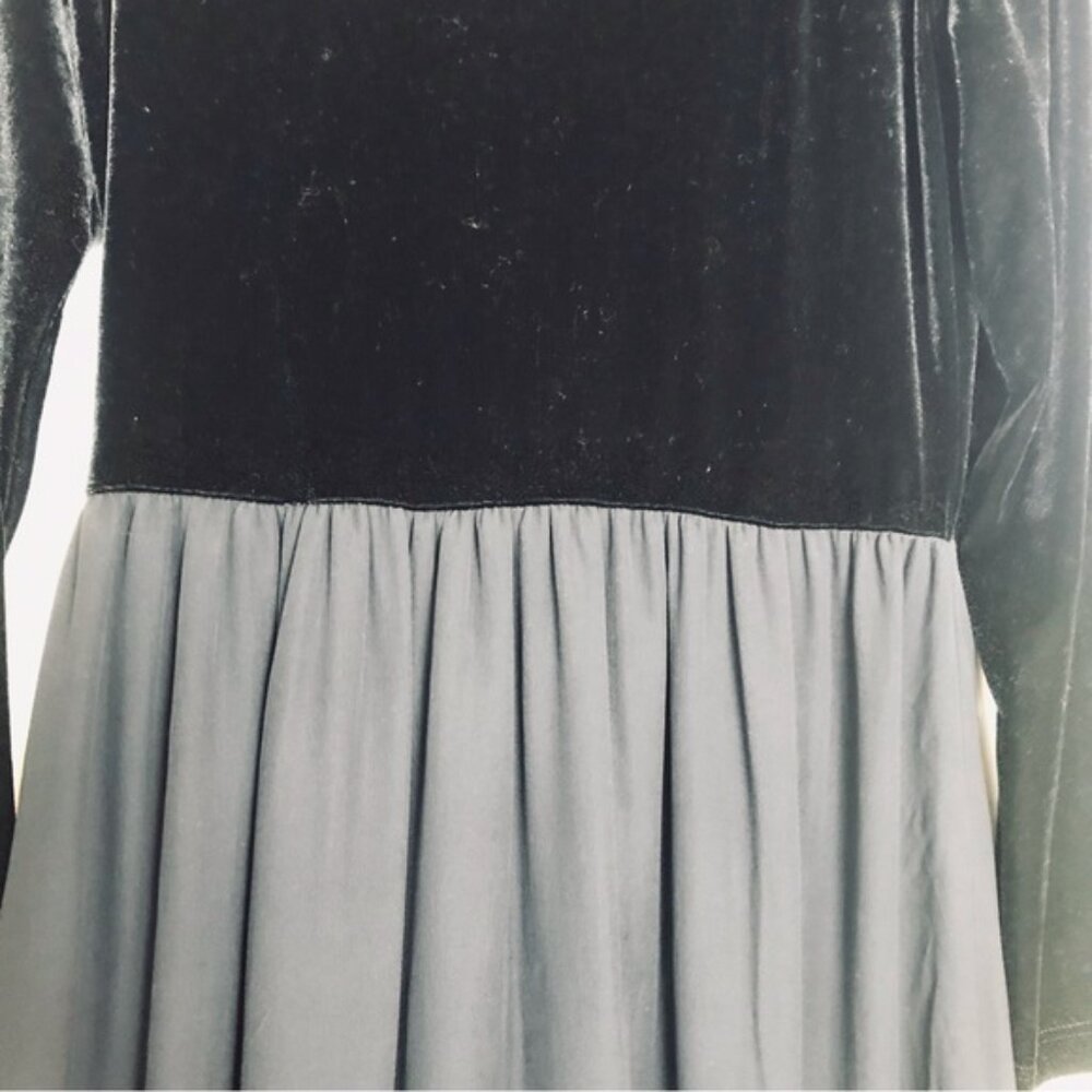 Laura Ashley Vintage NEW Velvet Silk Boho Maxi Dress Scoop Neck Full Skirt Long - Picture 8 of 16